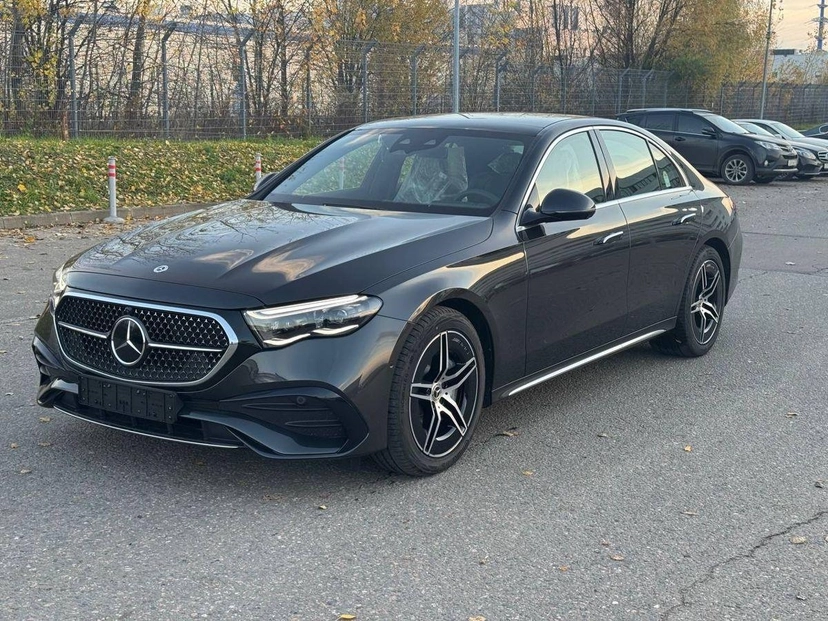 Автомобиль Mercedes-Benz E-Класс VI поколение (W214/S214) 2.0 AT 4Matic (258 л.с.) AMG Line Серый 2025 с пробегом 45 км