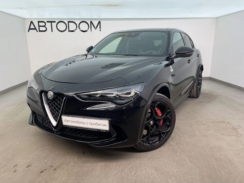 Alfa Romeo Stelvio I поколение 2.9 AT 4WD (510 л.с.) Base Чёрный 2018 с пробегом 90 723 км