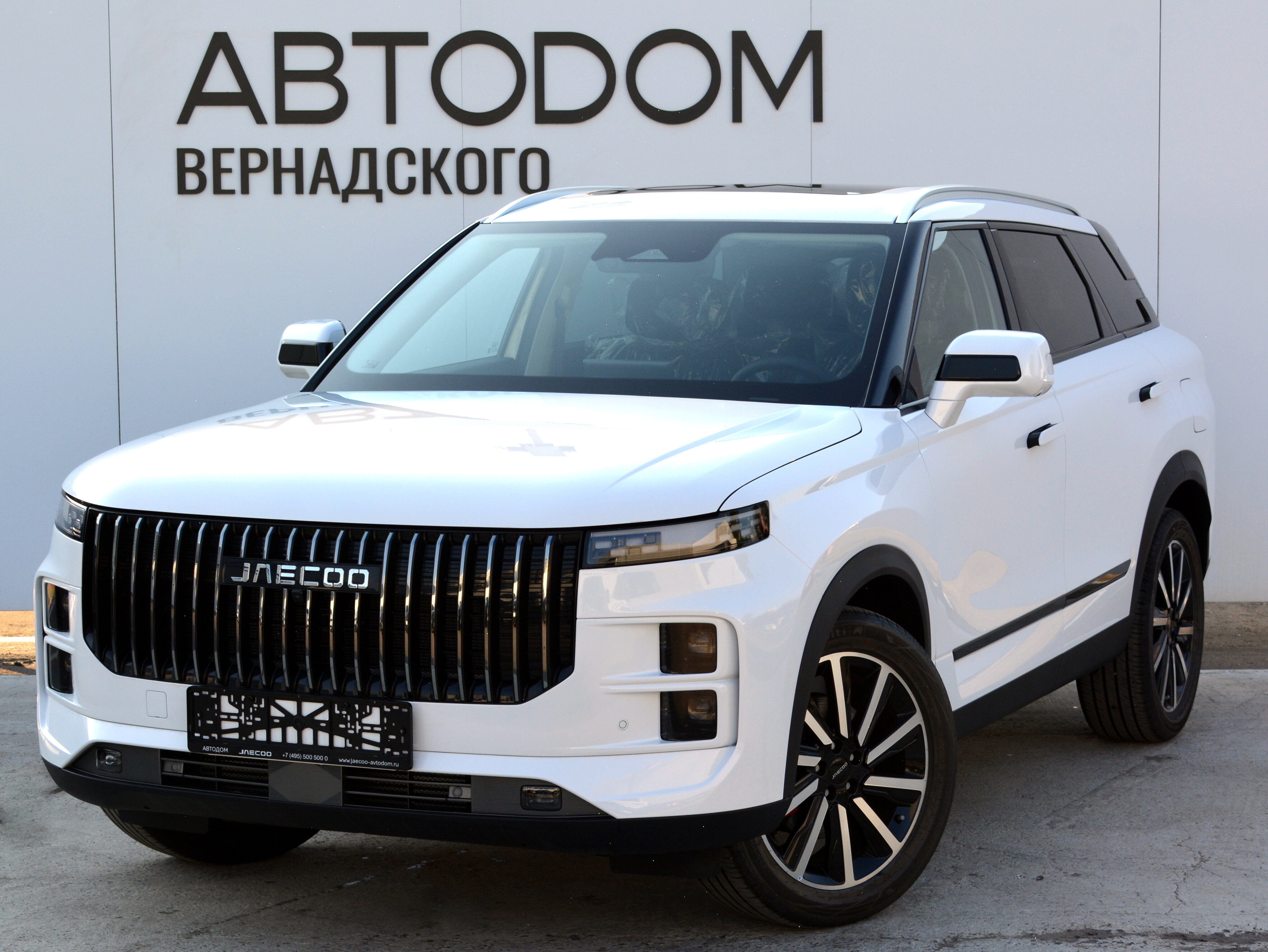 Автомобиль Jaecoo J7 I поколение 1.6 AMT (150 л.с.) Lifestyle 150 Белый 2025 