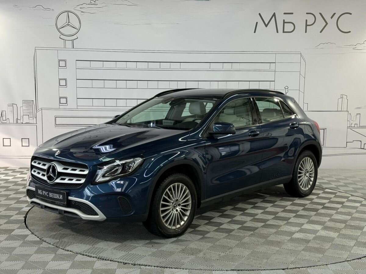 Автомобиль Mercedes-Benz GLA I (X156) [рестайлинг] 200 1.6 AMT (150 л.с.) Особая серия Синий 2019 с пробегом 43 246 км
