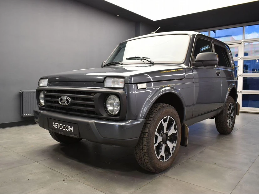 Lada (ВАЗ) Niva Legend I поколение 1.7 MT 4WD (83 л.с.) BLACK'24 Серый 2025 с пробегом 22 258 км
