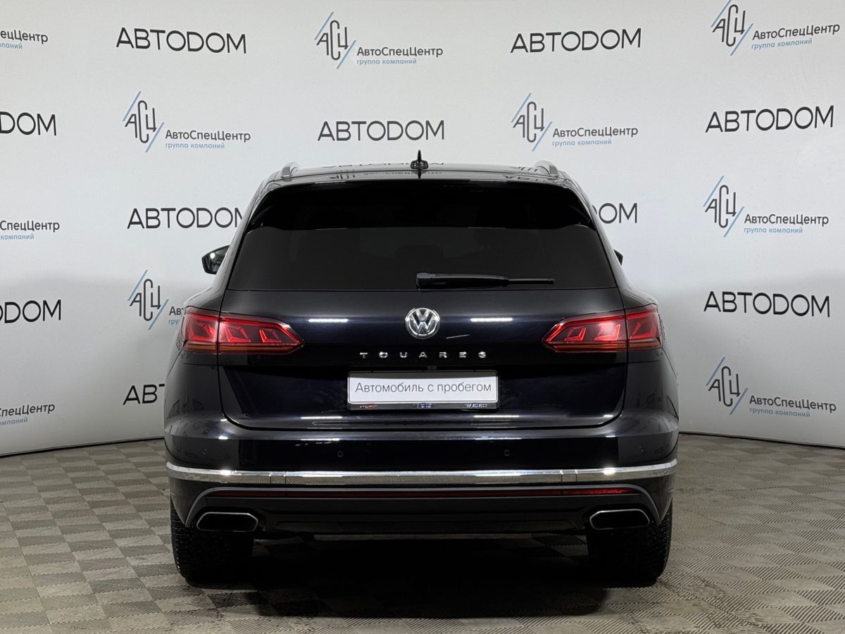 Автомобиль Volkswagen Touareg III поколение 2.0 AT 4WD (249 л.с.) Exclusive Чёрный 2019 с пробегом 75 310 км