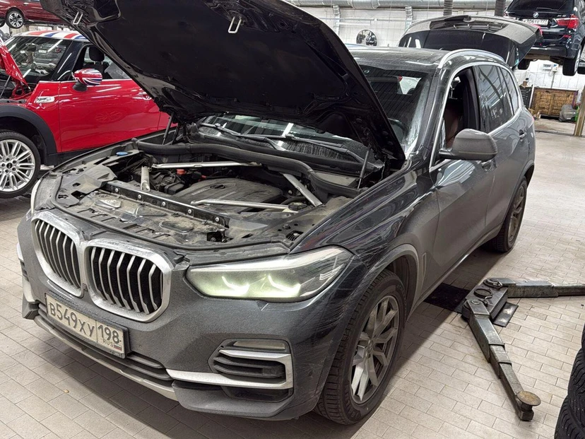 Автомобиль BMW X5 IV поколение (G05) 3.0d AT 4WD (249 л.с.) xLine Чёрный 2019 с пробегом 173 257 км