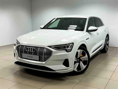 Автомобиль Audi e-tron I поколение Electro AT 4WD (300 кВт) Design Белый 2021