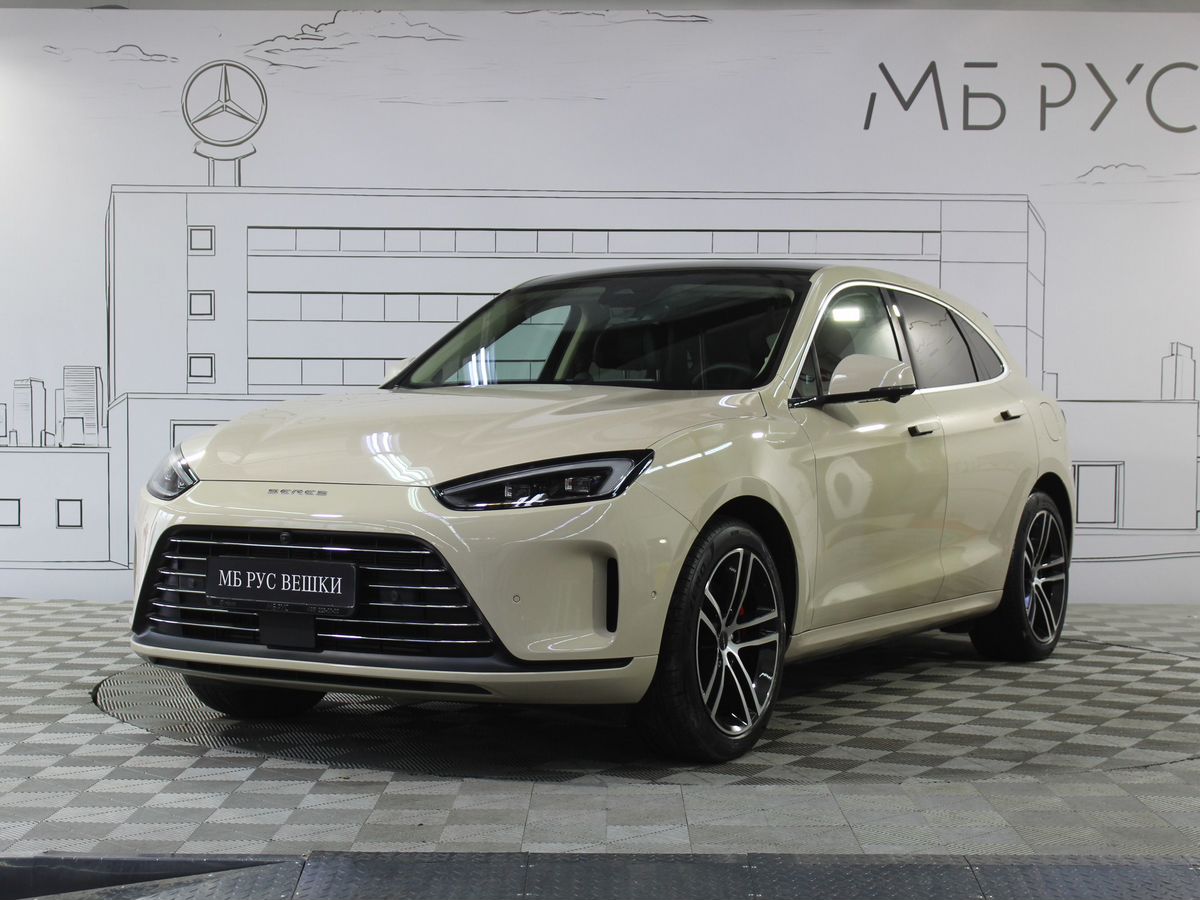 Seres M5 I поколение 1.5hyb AT 4WD (487 л.с.) Premium Бежевый 2024 с пробегом 13 354 км