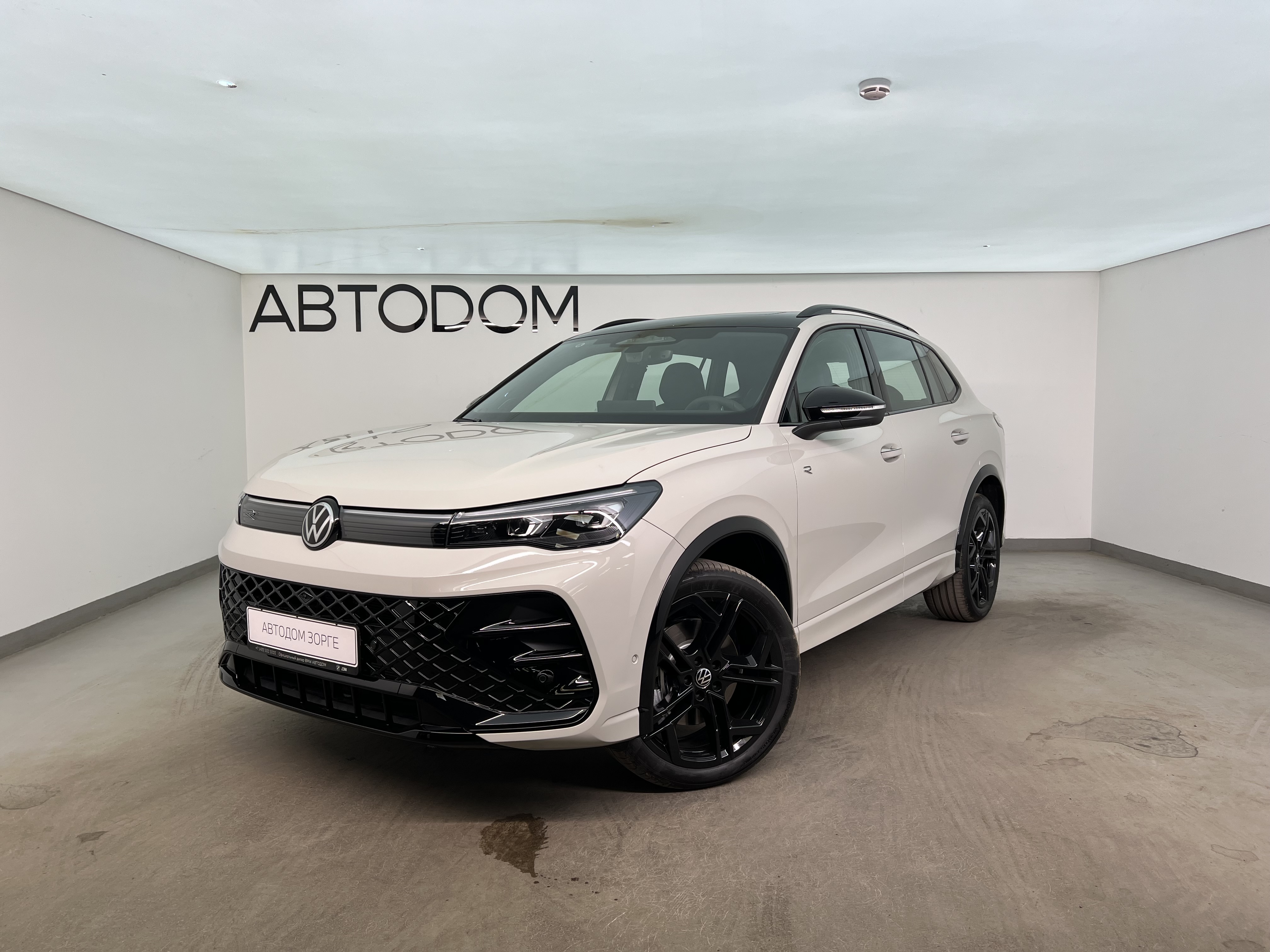 Volkswagen Tiguan III поколение (China Market) 2.0 AMT 4WD (220 л.с.) Base Серый 2026 