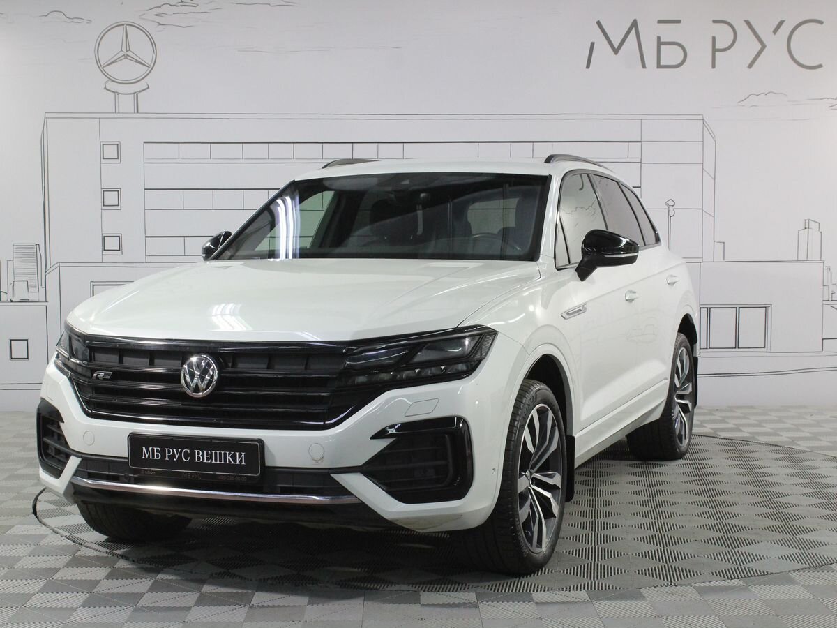 Автомобиль Volkswagen Touareg III поколение 3.0d AT 4WD (249 л.с.) R-Line Белый 2021 с пробегом 78 300 км