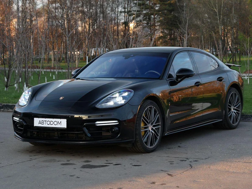 Porsche Panamera II поколение Turbo 4.0 AMT 4WD (550 л.с.) Turbo Чёрный 2017 с пробегом 68 986 км
