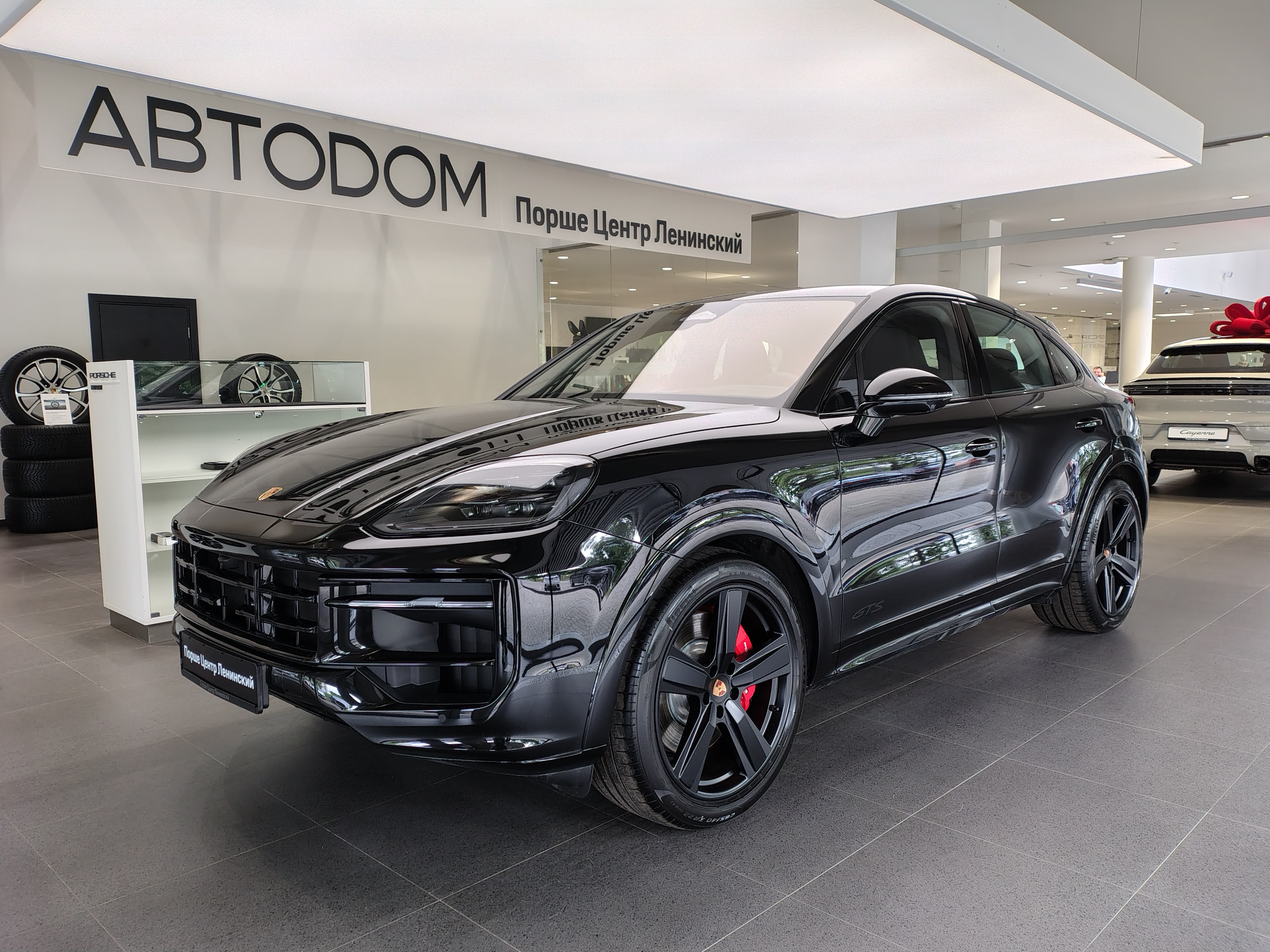 Porsche Cayenne III [рестайлинг] GTS 4.0 AT 4WD (500 л.с.) GTS Coupé Чёрный 2026 