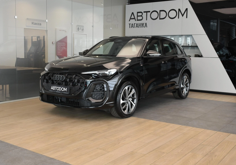 Автомобиль Audi Q5 III поколение 2.0d AMT 4WD (204 л.с.) TDI quattro S tronic Чёрный 2025 с пробегом 102 км
