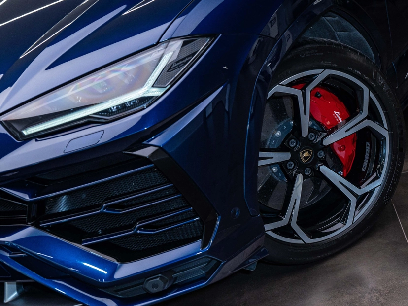 Автомобиль Lamborghini Urus I поколение 4.0 AT 4WD (650 л.с.) Individual 2020 с пробегом 41 000 км