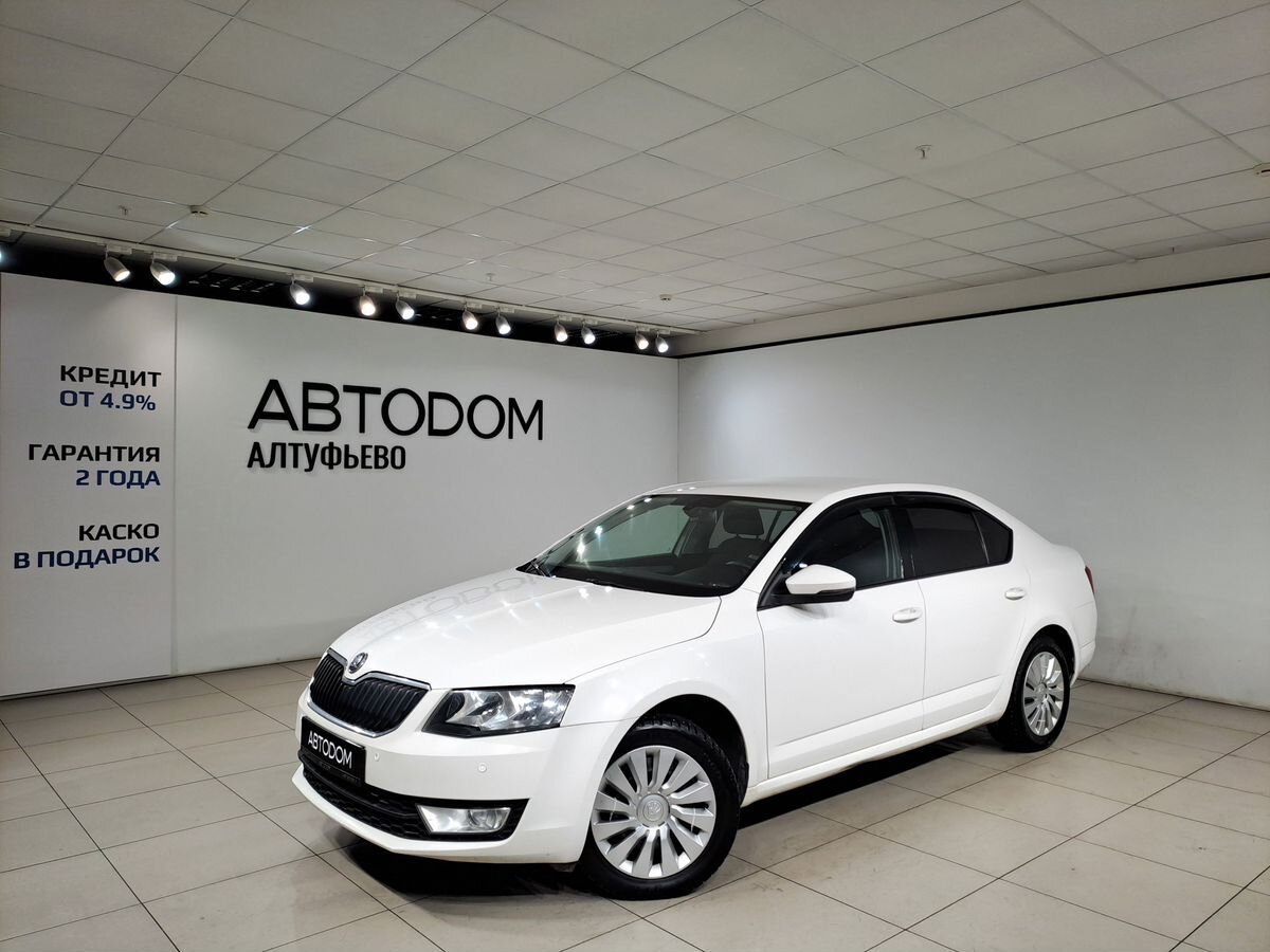 Автомобиль Skoda Octavia III поколение (A7) 1.2 AMT (105 л.с.) Elegance Белый 2014 с пробегом 192 432 км