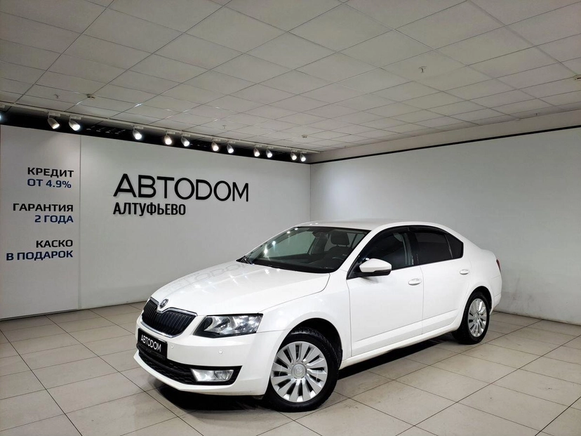 Автомобиль Skoda Octavia III поколение (A7) 1.2 AMT (105 л.с.) Elegance Белый 2014 с пробегом 192 432 км