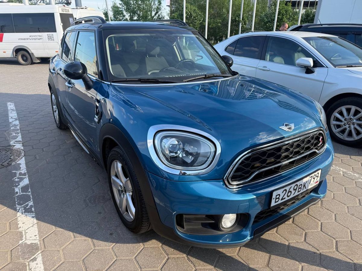 MINI Countryman II поколение (F60) Cooper S 2.0 AT 4WD (192 л.с.) Cooper S Синий 2017 с пробегом 81 072 км