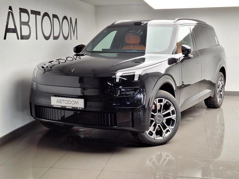 Автомобиль Lynk & Co 900 I поколение 2.0hyb AT 4WD (734 л.с.) Base Чёрный 2025