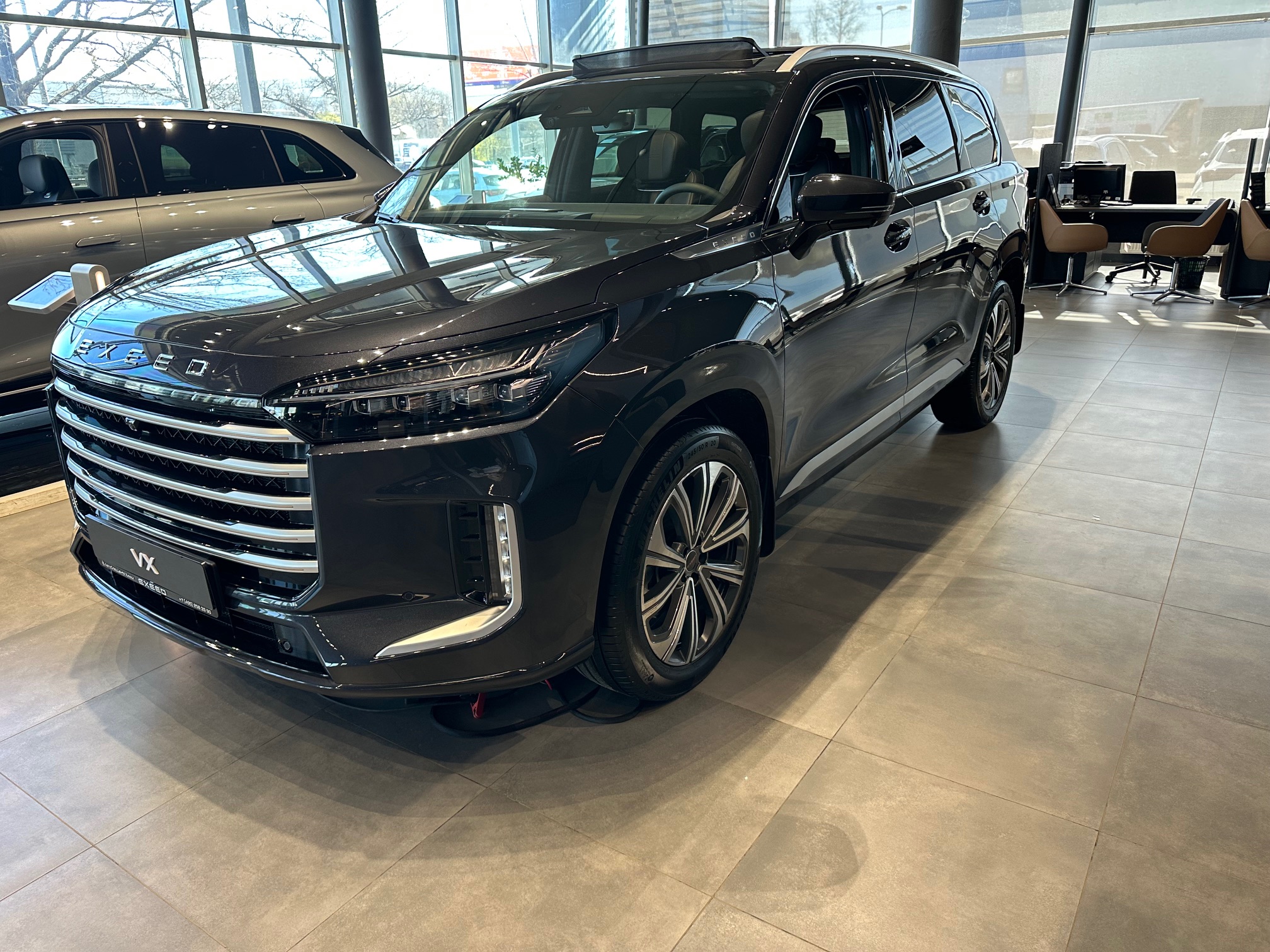 EXEED VX I [рестайлинг] 2.0 AT 4WD (249 л.с.) Президент 6 мест Серый 2025 