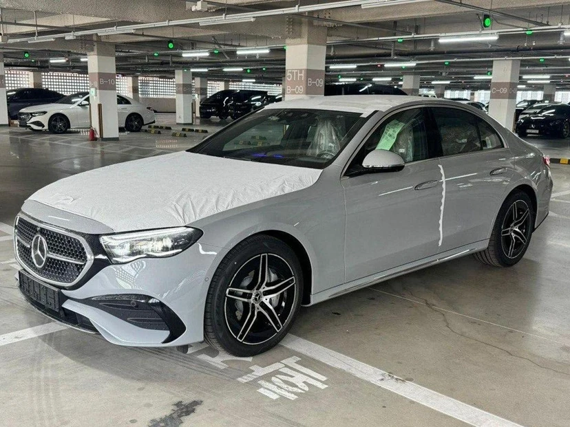 Автомобиль Mercedes-Benz E-Класс VI поколение (W214/S214) 2.0 AT 4Matic (258 л.с.) AMG Line Серый 2025