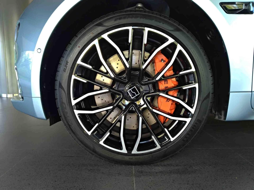 Автомобиль ZEEKR 001 I поколение 100 kWh Electro AT 4WD (400 кВт) You Синий 2023
