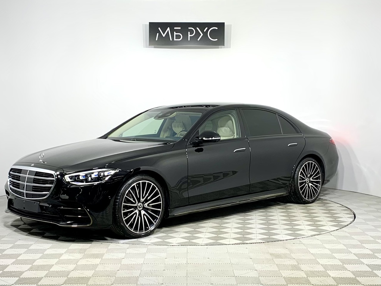 Автомобиль Mercedes-Benz S-Класс VII поколение (W223) 580 4.0 AT 4Matic (503 л.с.) Base Чёрный 2024 