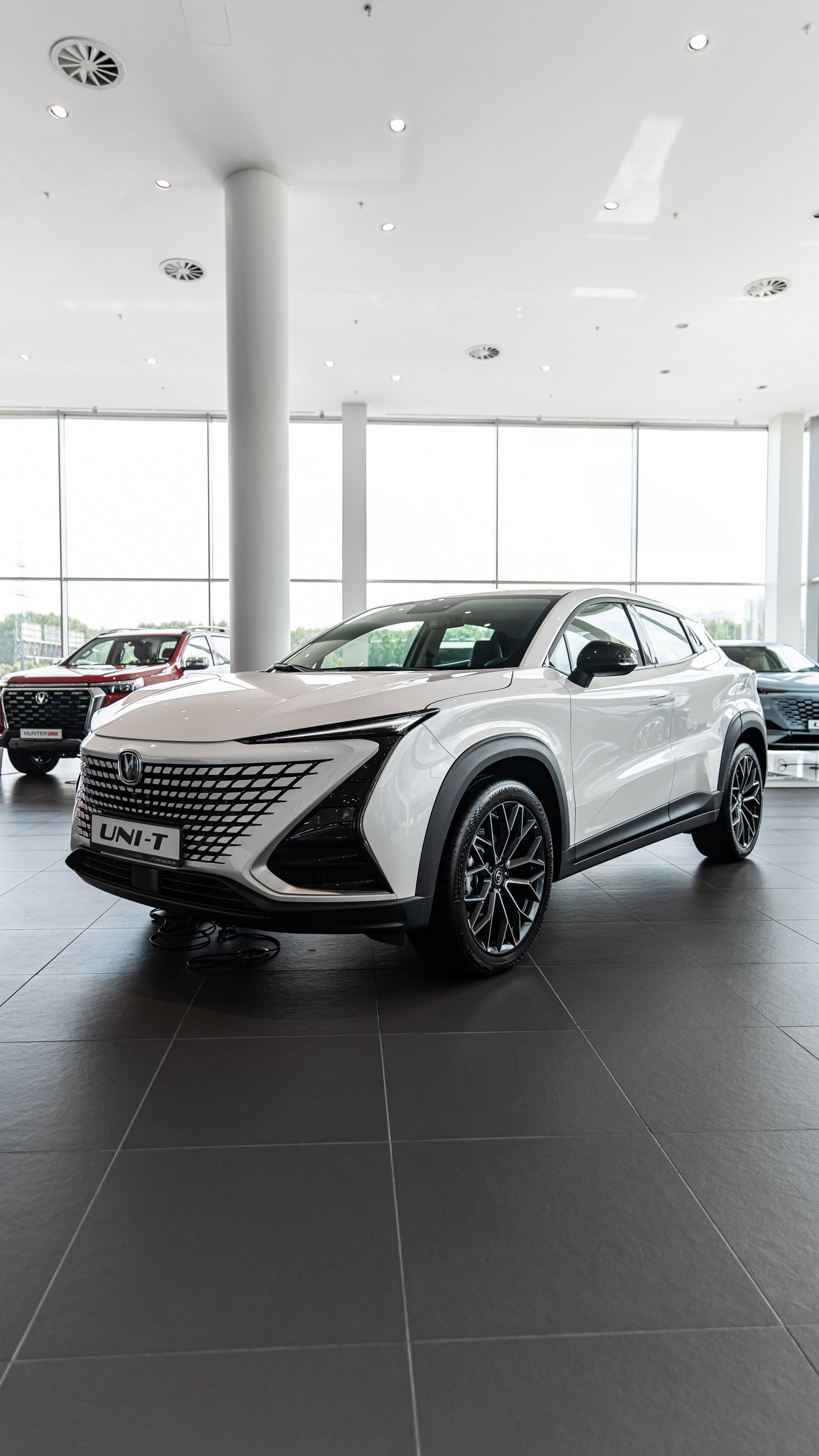 Автомобиль Changan UNI-T I поколение 1.5 AMT (167 л.с.) Tech Белый 2024 