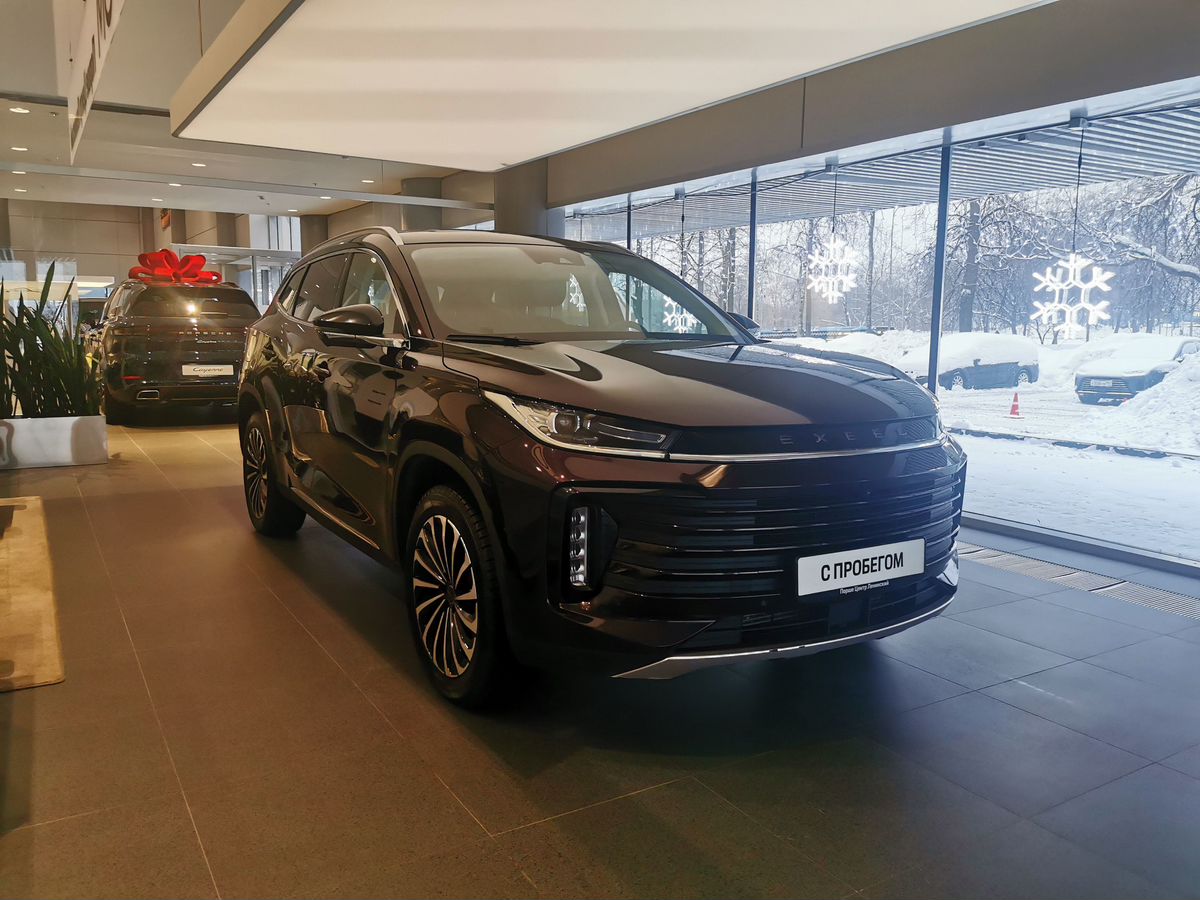 Автомобиль EXEED TXL I [рестайлинг] 2.0 AMT 4WD (197 л.с.) Sport Edition Фиолетовый 2022 с пробегом 38 502 км