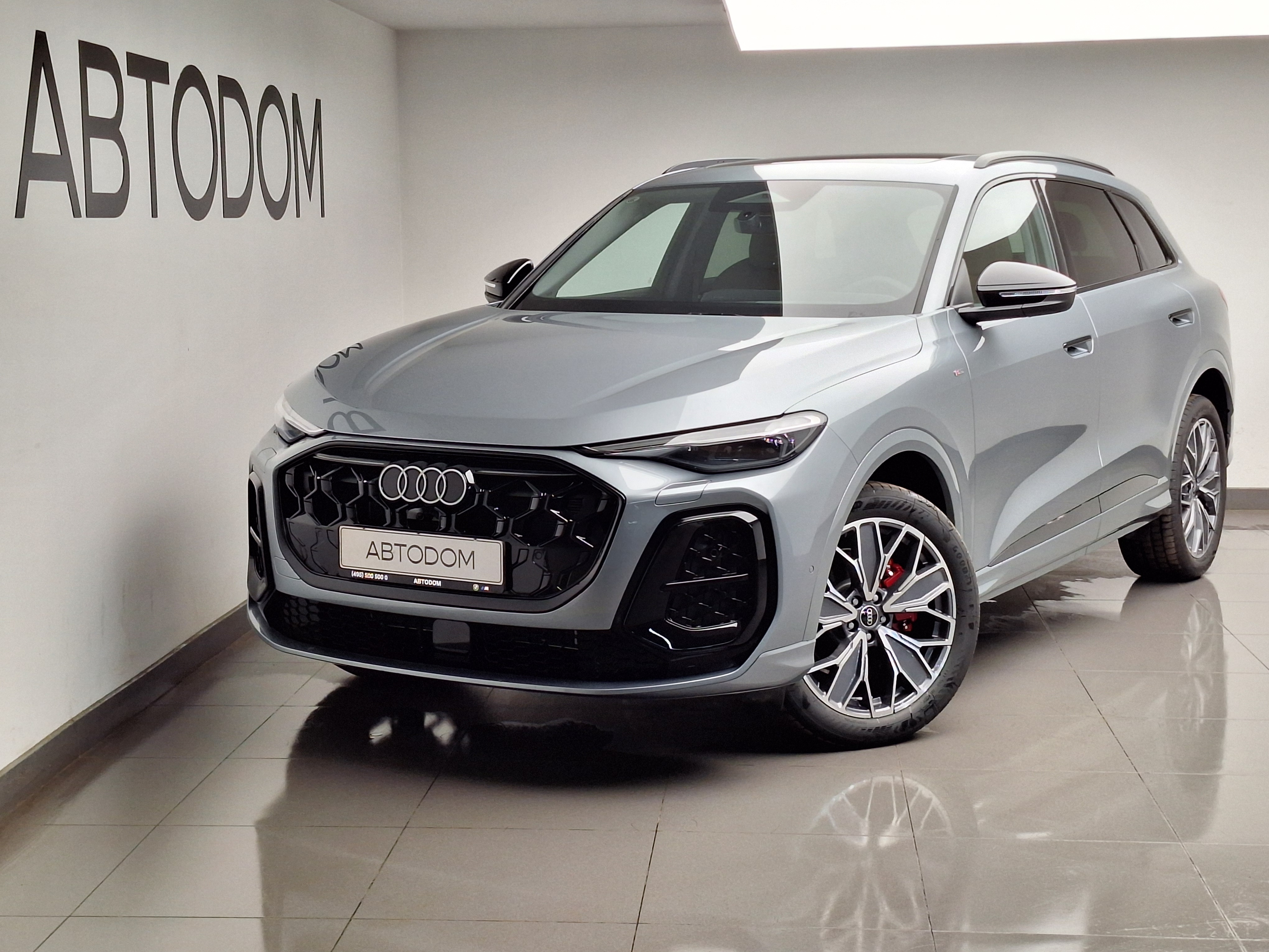 Автомобиль Audi Q5 III поколение 2.0 AMT 4WD (204 л.с.) 40 TFSI Quattro Серый 2026 