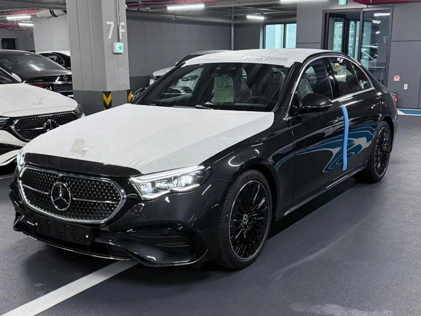 Автомобиль Mercedes-Benz E-Класс VI поколение (W214/S214) 2.0 AT 4Matic (258 л.с.) AMG Line Серый 2025