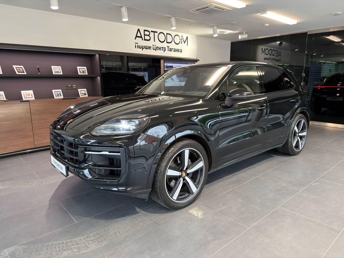 Porsche Cayenne III [рестайлинг] 3.0 AT 4WD (353 л.с.) Base Чёрный 2023 с пробегом 41 088 км