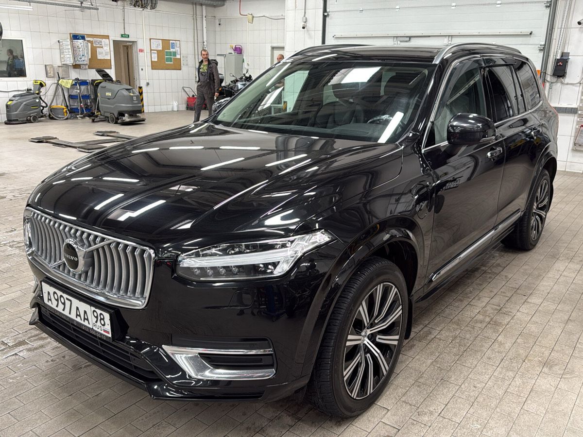 Volvo XC90 II [рестайлинг] 2.0hyb AT 4WD (320 л.с.) Inscription (MY20) Чёрный 2021 с пробегом 89 201 км