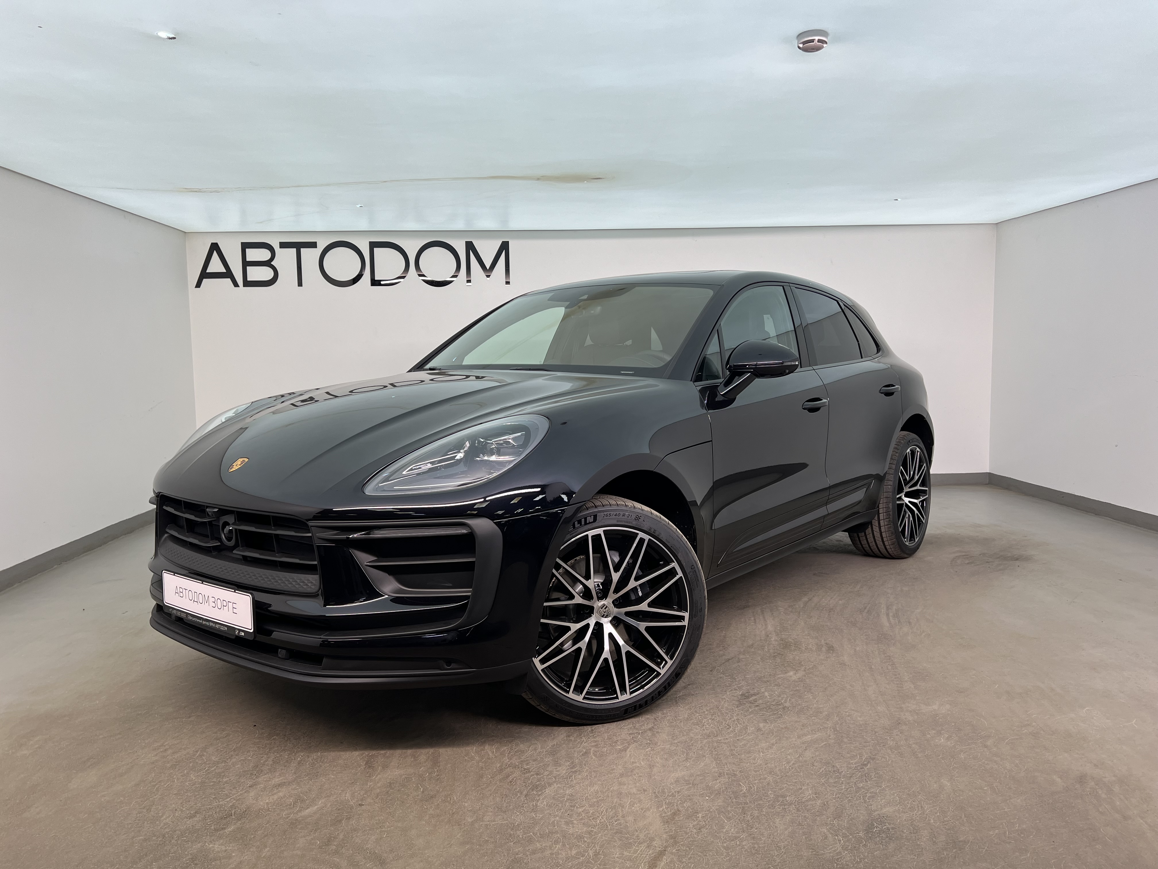 Porsche Macan I [2-й рестайлинг] 2.0 AMT 4WD (265 л.с.) Base Чёрный 2025 