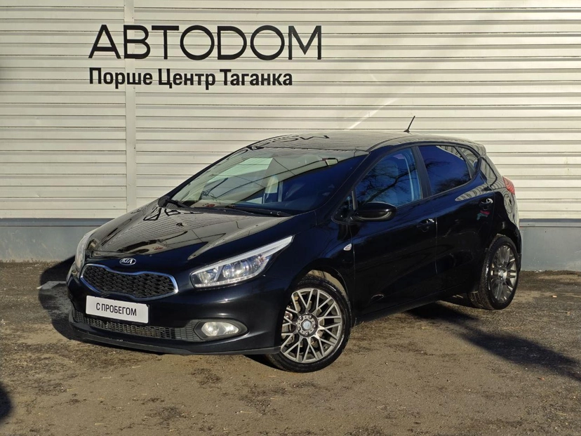 Автомобиль Kia Ceed II поколение 1.6 AT (129 л.с.) Base Чёрный 2014 с пробегом 201 740 км