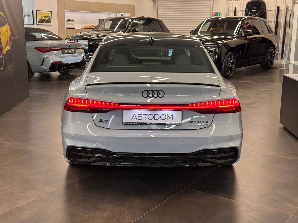 Автомобиль Audi A7 II поколение (4K) 2.0 AMT 4WD (245 л.с.) 45 TFSI quattro RS kit racing edition Серый 2025 с пробегом 99 км