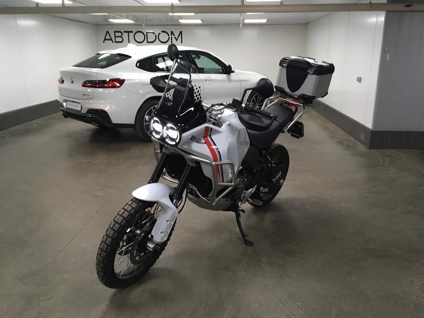 Мотоцикл Ducati DesertX I поколение DesertX Base Белый 2022 с пробегом 700 км