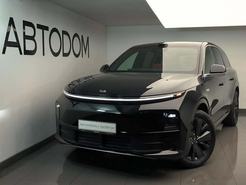 Автомобиль LiXiang L6 I поколение 1.5hyb AT 4WD (408 л.с.) Base Чёрный 2025