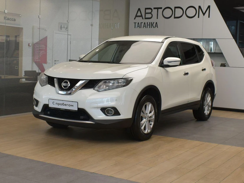 Nissan X-Trail III поколение (T32) 2.0 CVT (144 л.с.) SE Белый 2018 с пробегом 202 634 км