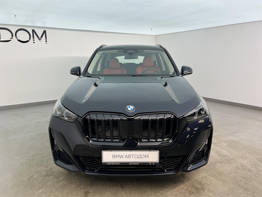 Автомобиль BMW X1 III поколение (U11) 2.0 AMT 4WD (204 л.с.) Base Синий 2025 