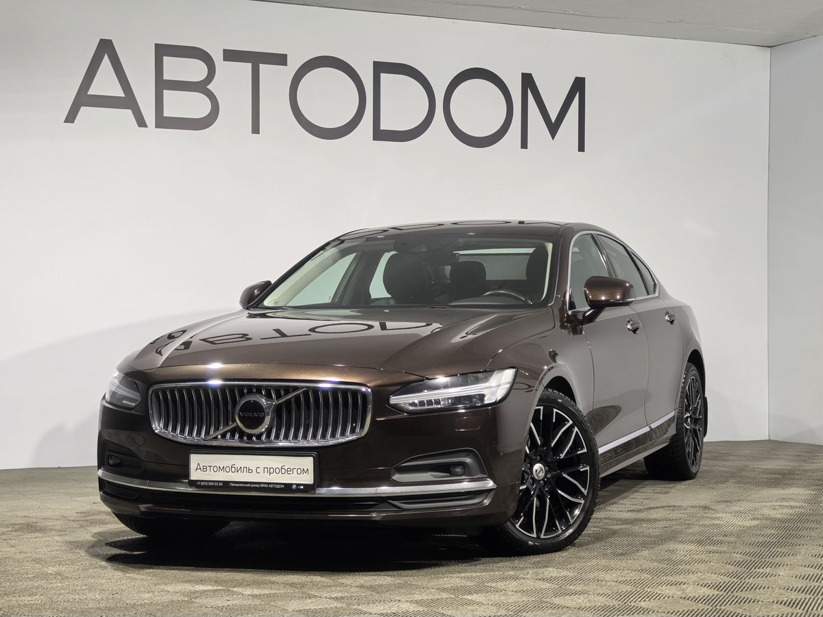 Автомобиль Volvo S90 II [рестайлинг] 2.0 AT (190 л.с.) Inscription (MY21) Коричневый 2021 с пробегом 52 800 км