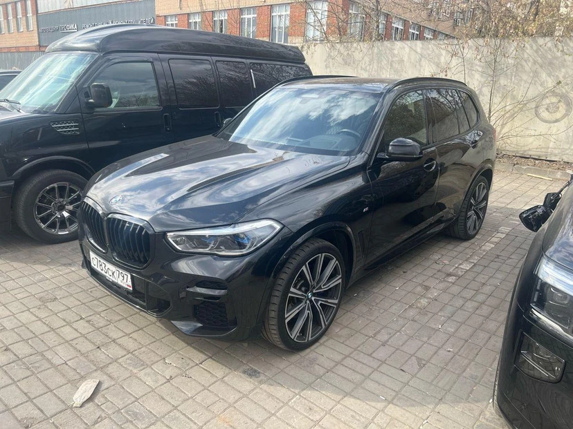 Автомобиль BMW X5 IV поколение (G05) 3.0d AT 4WD (286 л.с.) M Sport Pro Чёрный 2021 с пробегом 122 967 км