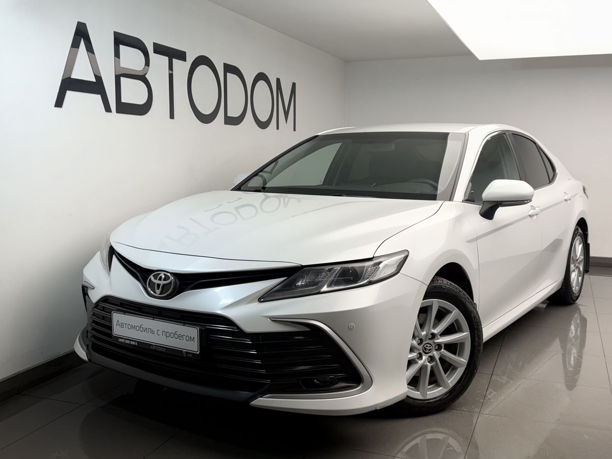 Toyota Camry VIII (XV70) [рестайлинг] 2.0 CVT (150 л.с.) Стандарт Белый 2021 с пробегом 130 009 км