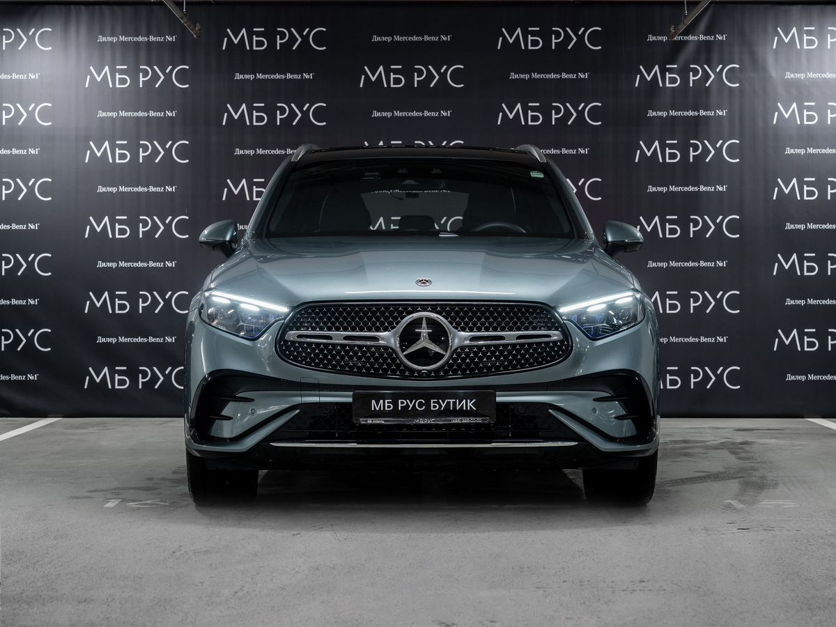 Автомобиль Mercedes-Benz GLC II поколение (X254) 2.0 AT 4Matic (258 л.с.) Base Зелёный 2025 с пробегом 1 670 км