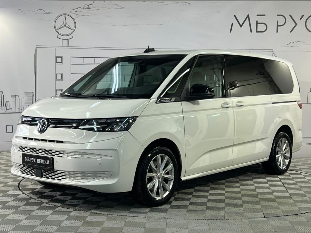 Автомобиль Volkswagen Multivan V поколение (T7) 2.0 AMT (204 л.с.) Life Белый 2022 с пробегом 83 889 км