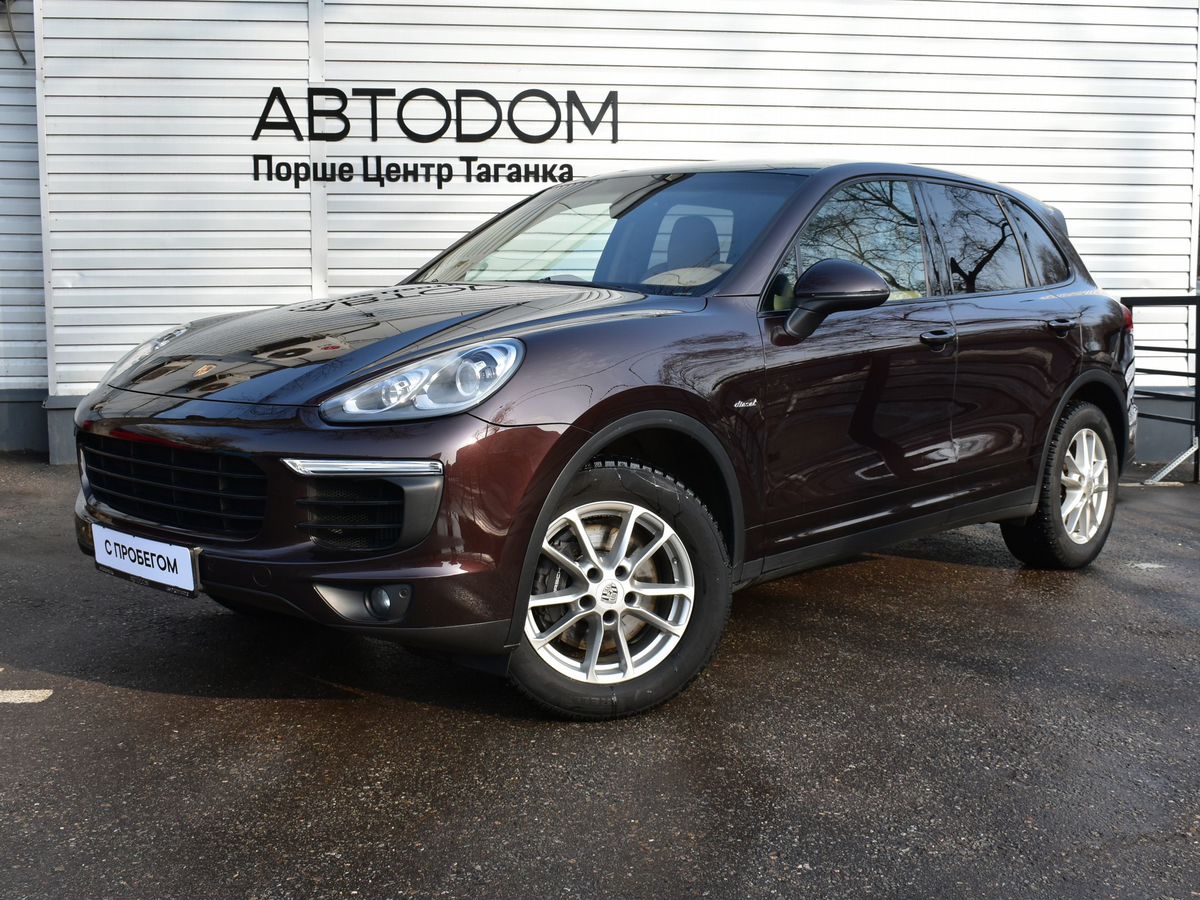 Автомобиль Porsche Cayenne II (958) [рестайлинг] 3.0d AT 4WD (245 л.с.) Base Коричневый 2016 с пробегом 98 474 км