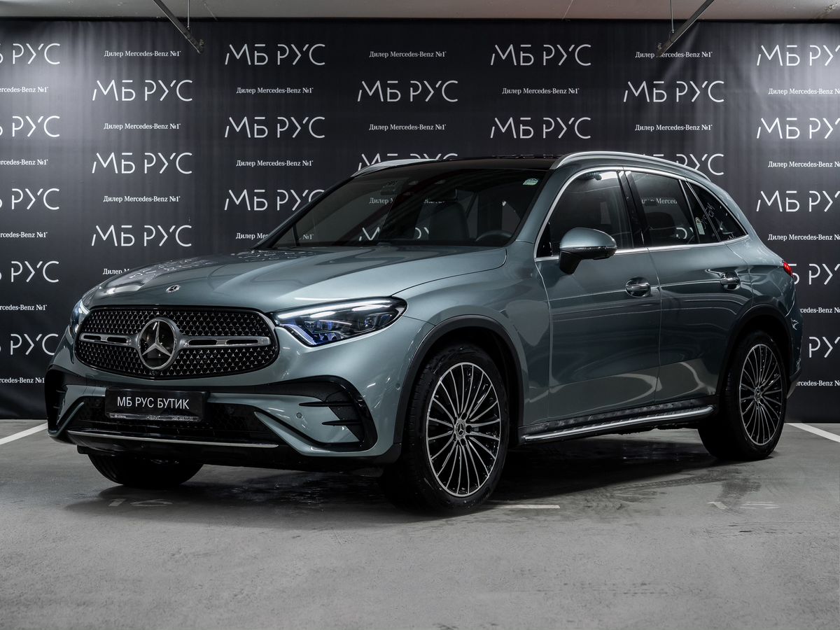 Автомобиль Mercedes-Benz GLC II поколение (X254) 2.0 AT 4Matic (258 л.с.) Base Зелёный 2025 с пробегом 1 670 км