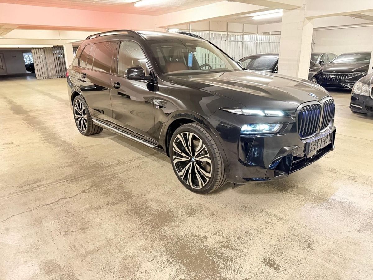BMW X7 I (G07) [рестайлинг] 3.0 AT 4WD (381 л.с.) M Sport Pro Чёрный 2025 