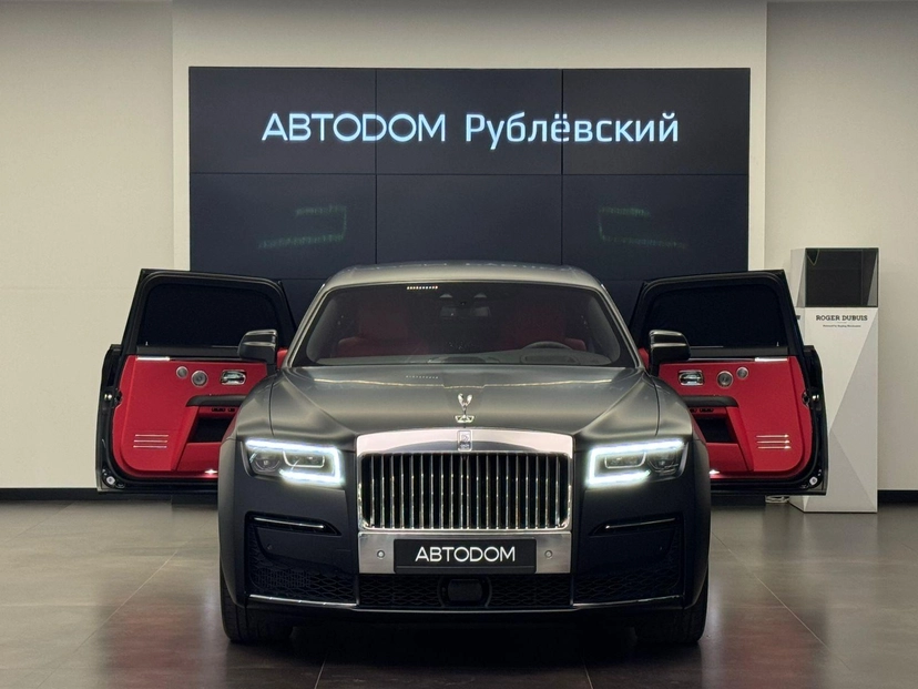 Автомобиль Rolls-Royce Ghost II поколение 6.8 AT 4WD (571 л.с.) Individual Чёрный 2023 с пробегом 316 км