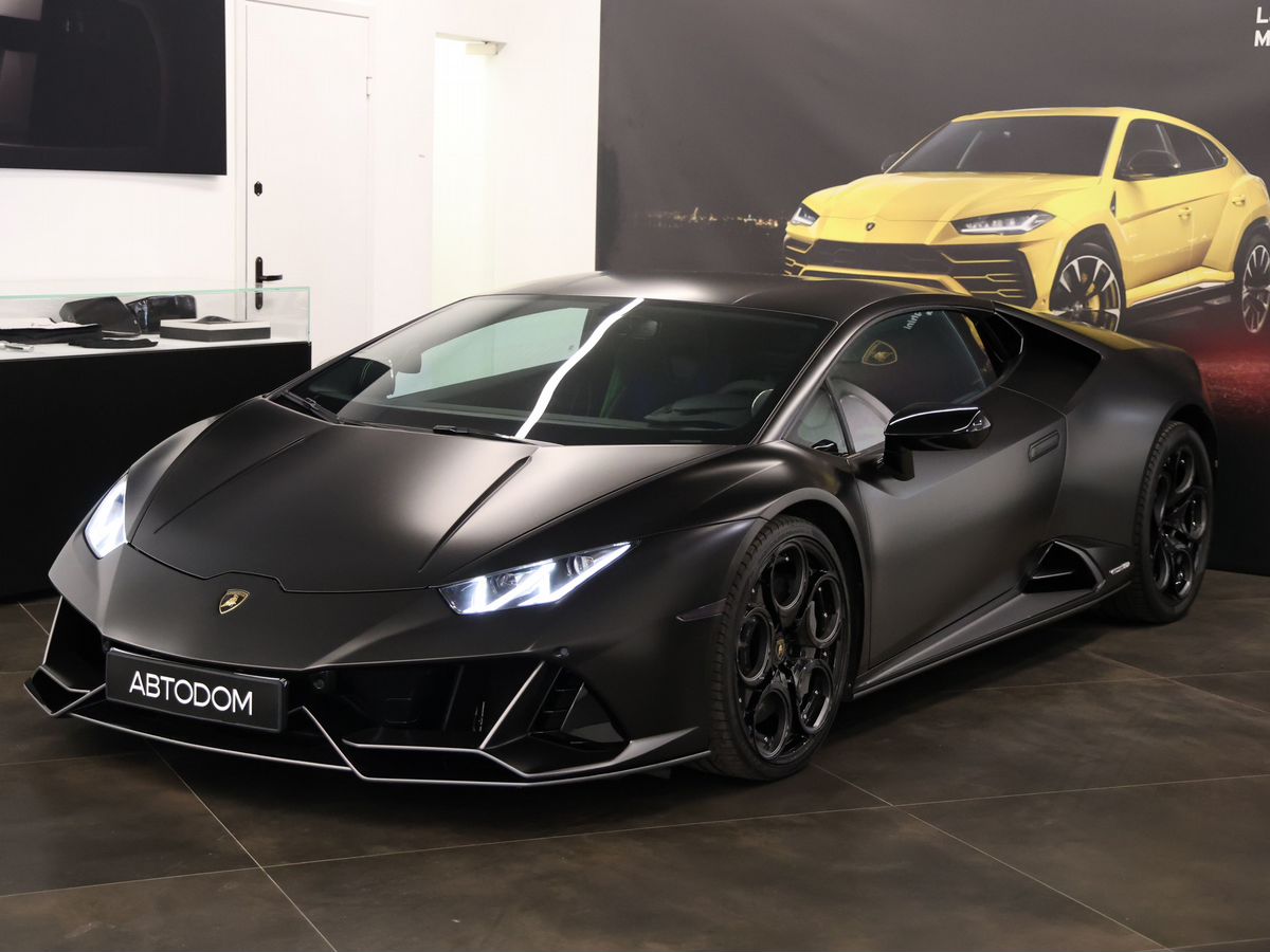 Автомобиль Lamborghini Huracan I [рестайлинг] EVO 5.2 AMT 4WD (640 л.с.) EVO Чёрный 2020 с пробегом 13 000 км