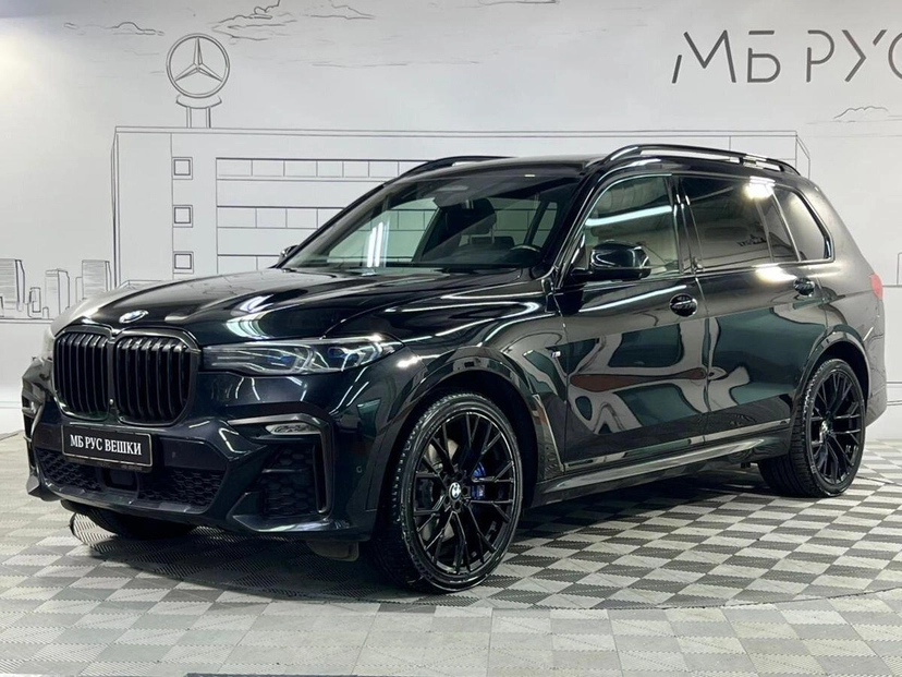 Автомобиль BMW X7 I поколение (G07) 3.0d AT 4WD (249 л.с.) M Sport Pro Чёрный 2020 с пробегом 146 000 км