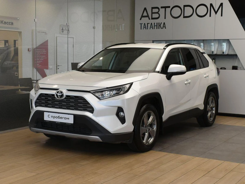 Toyota RAV4 V поколение (XA50) 2.5 AT 4WD (199 л.с.) Comfort Белый 2020 с пробегом 130 969 км