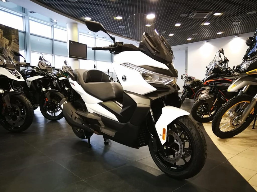 Мотоцикл VOGE SR4 Max I поколение SR4 Max Base Белый 2024 
