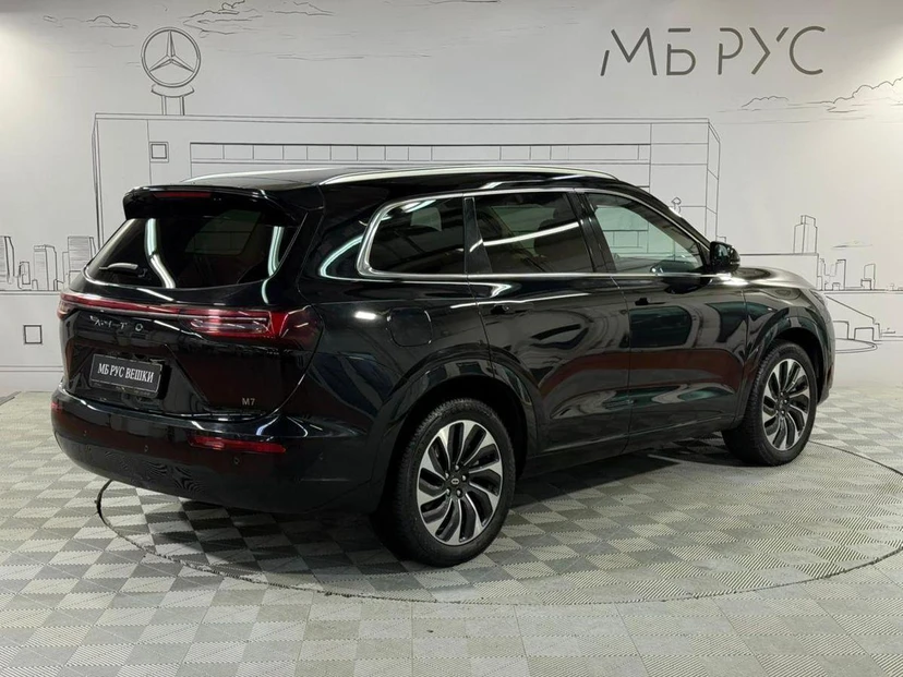 Автомобиль AITO M7 I поколение 1.5hyb AT 4WD (449 л.с.) Luxury Чёрный 2023 с пробегом 35 754 км